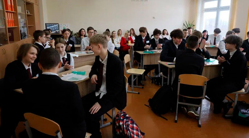 Учителя Слонима открыли проект Учитель Белой Руси в Гродно